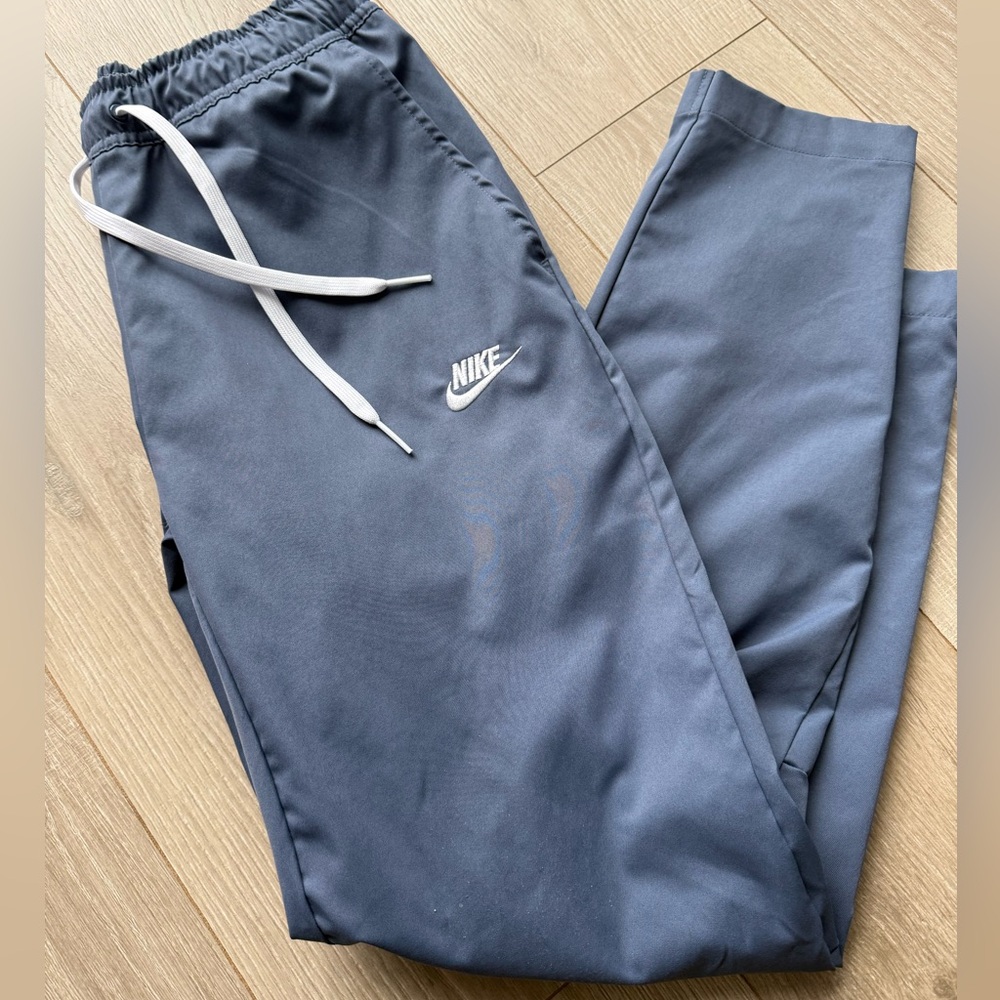 Nike Club Woven Woven Tapered Pants
